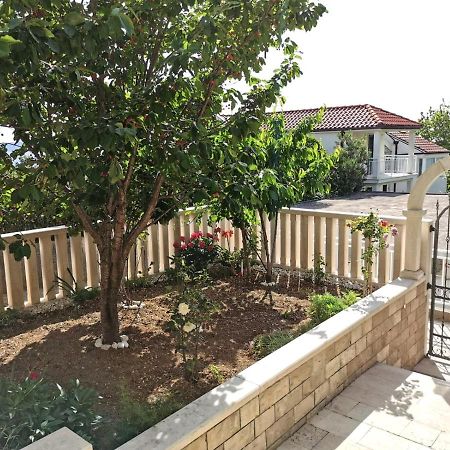 Villa Ruza 30M From The Beach Baska Voda Bagian luar foto