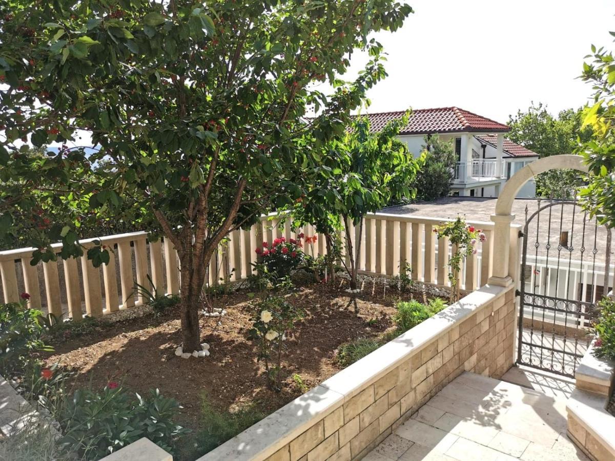 Villa Ruza 30M From The Beach Baska Voda Bagian luar foto