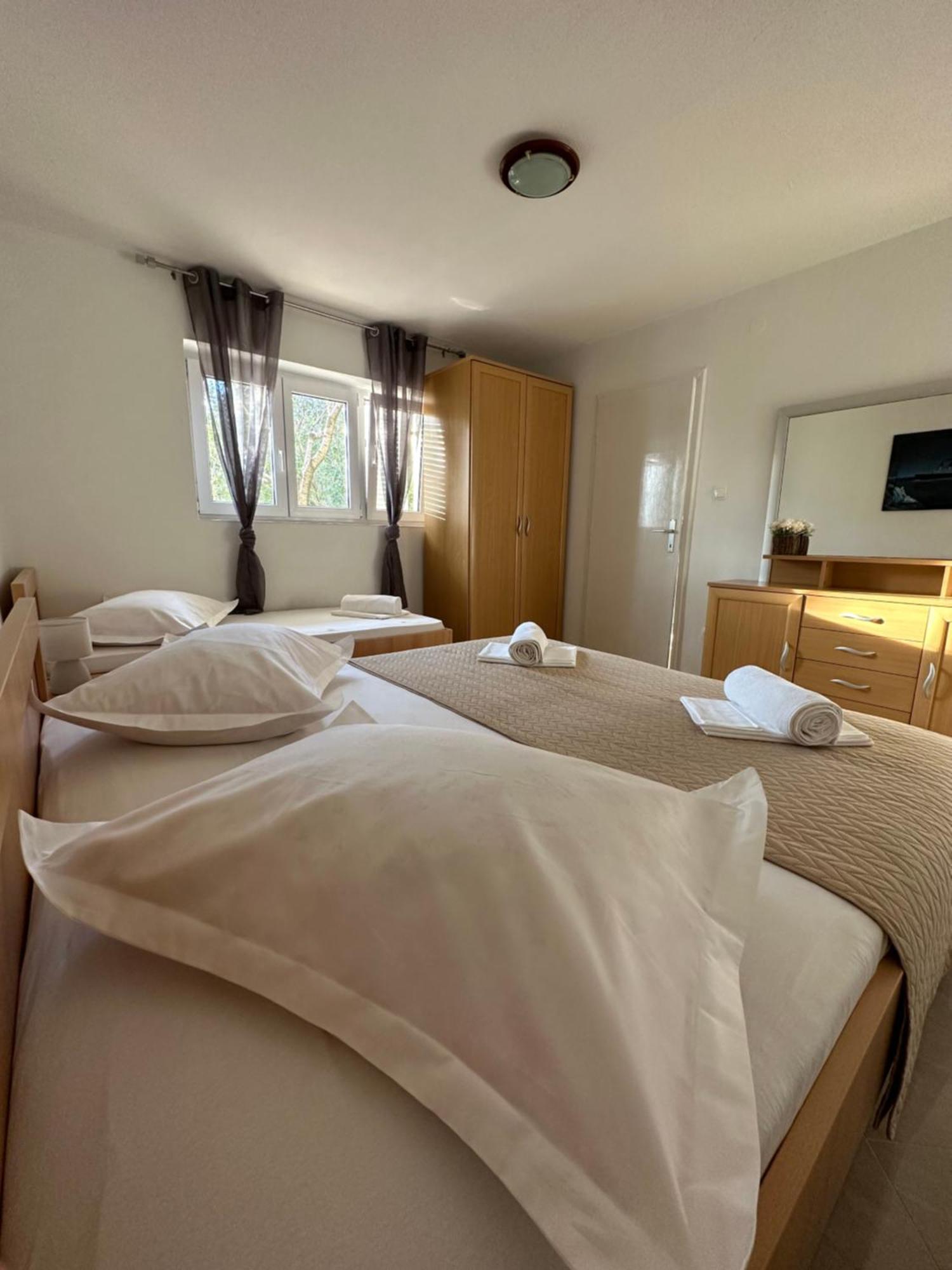 Villa Ruza 30M From The Beach Baska Voda Ruang foto